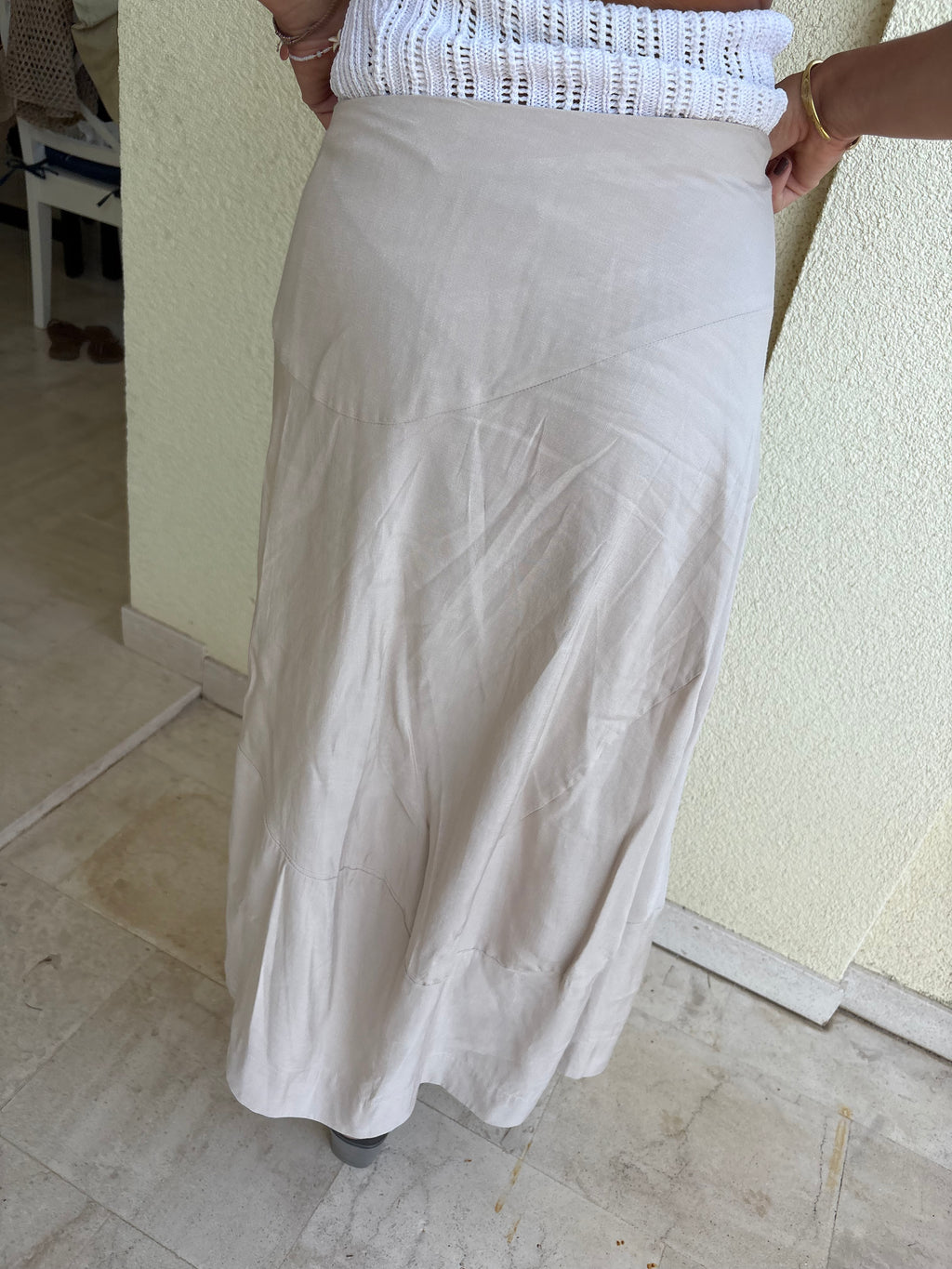 Linen blend long assymetric skirt