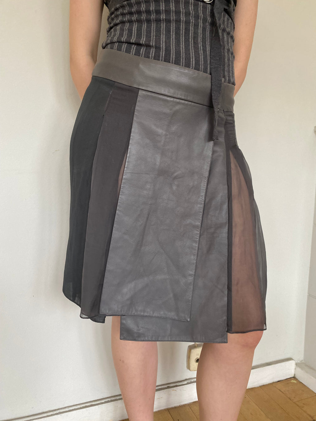 Guy Laroche leather and silk skirt