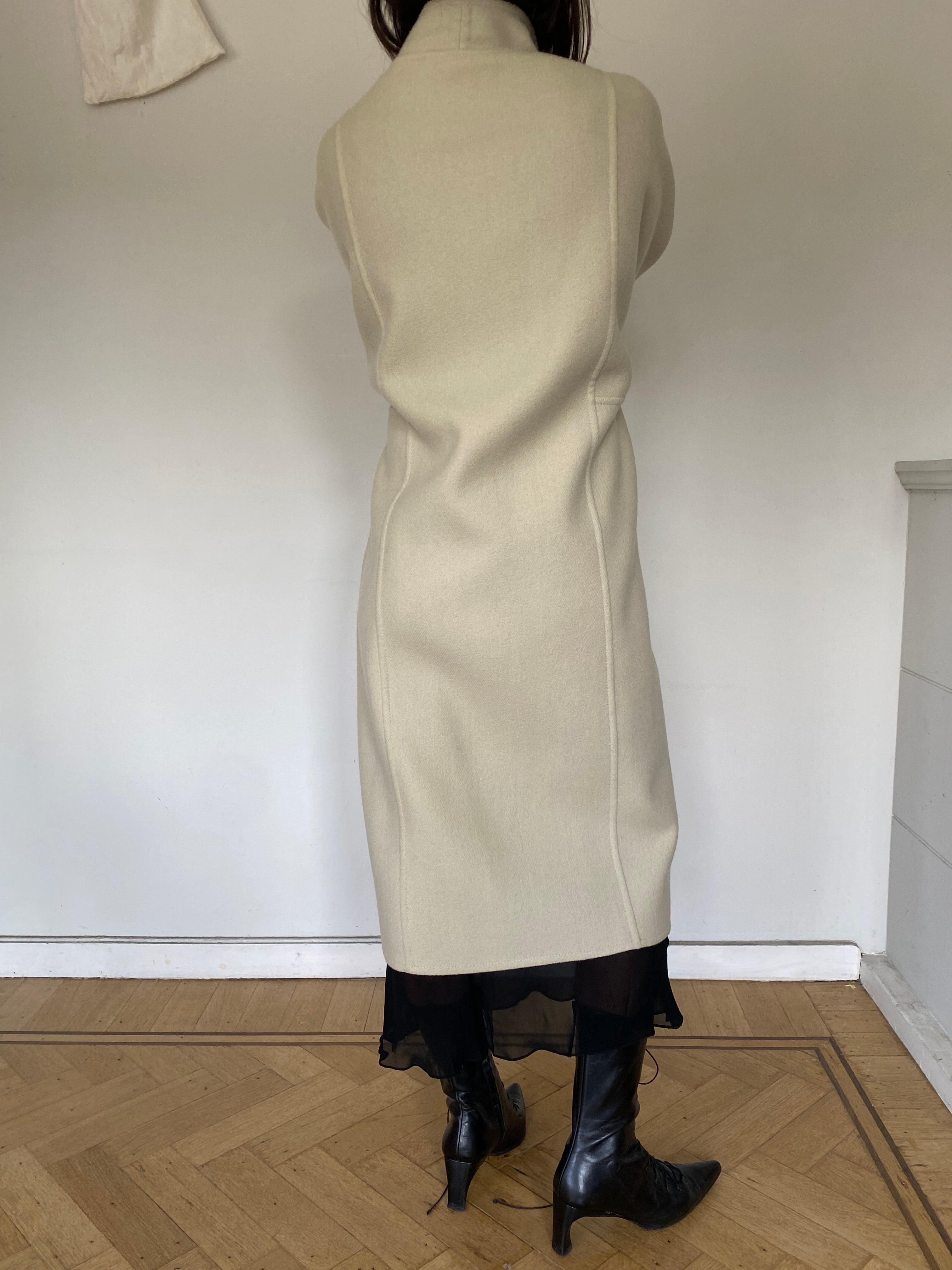 Balloon sleeve wool coat