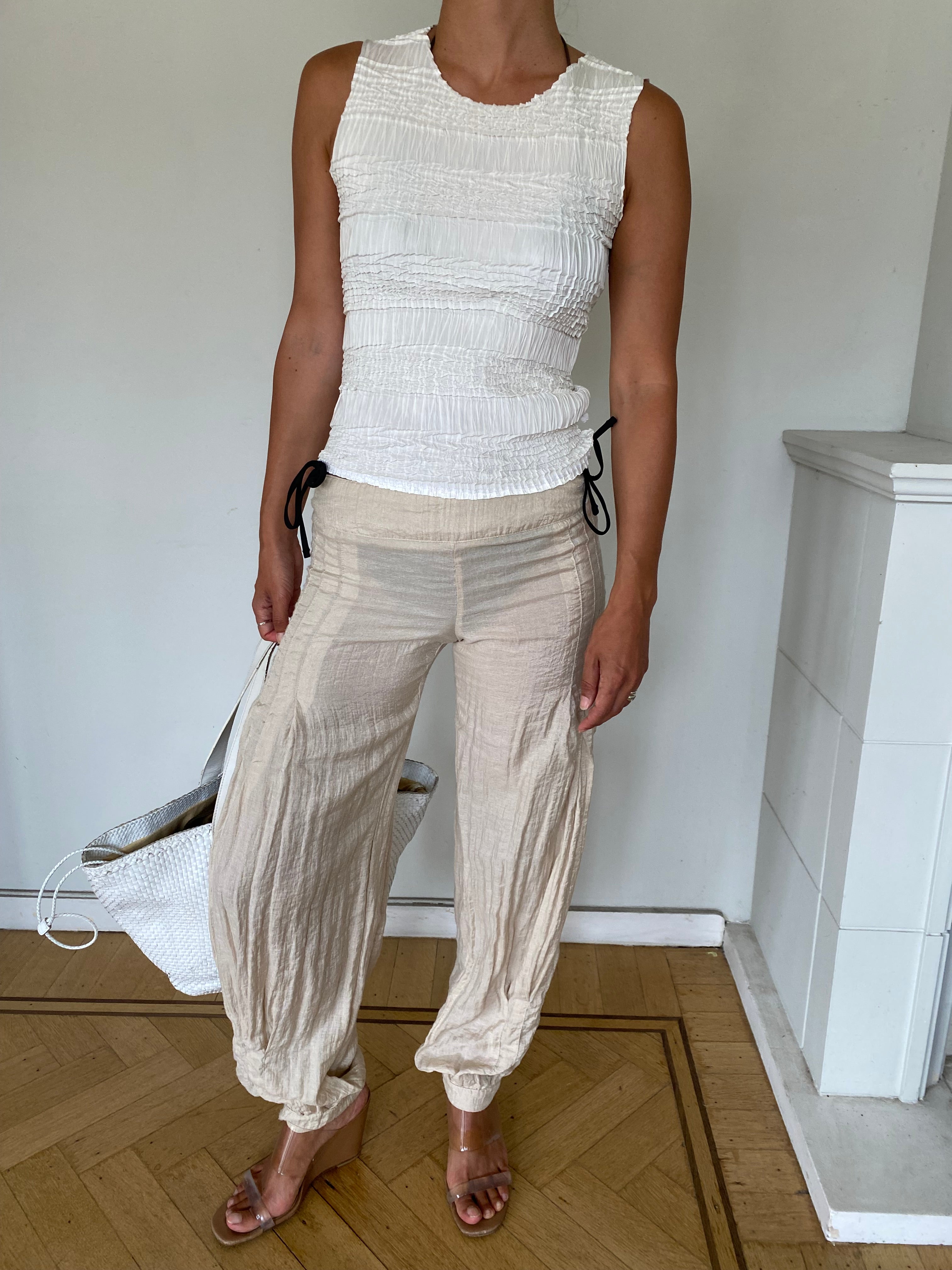 Textured white top