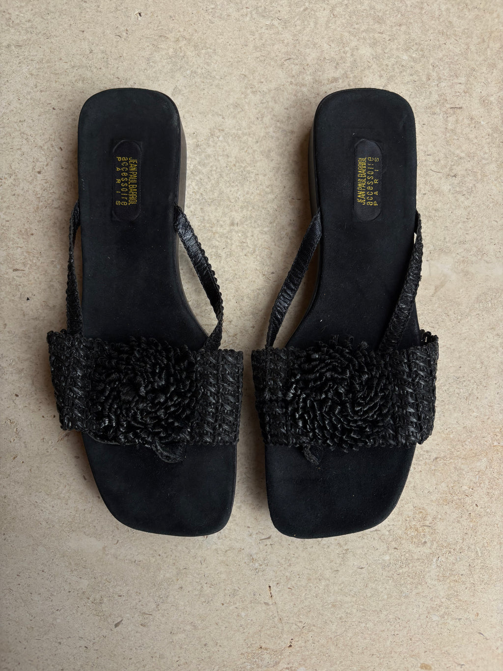 Raffia black clogs