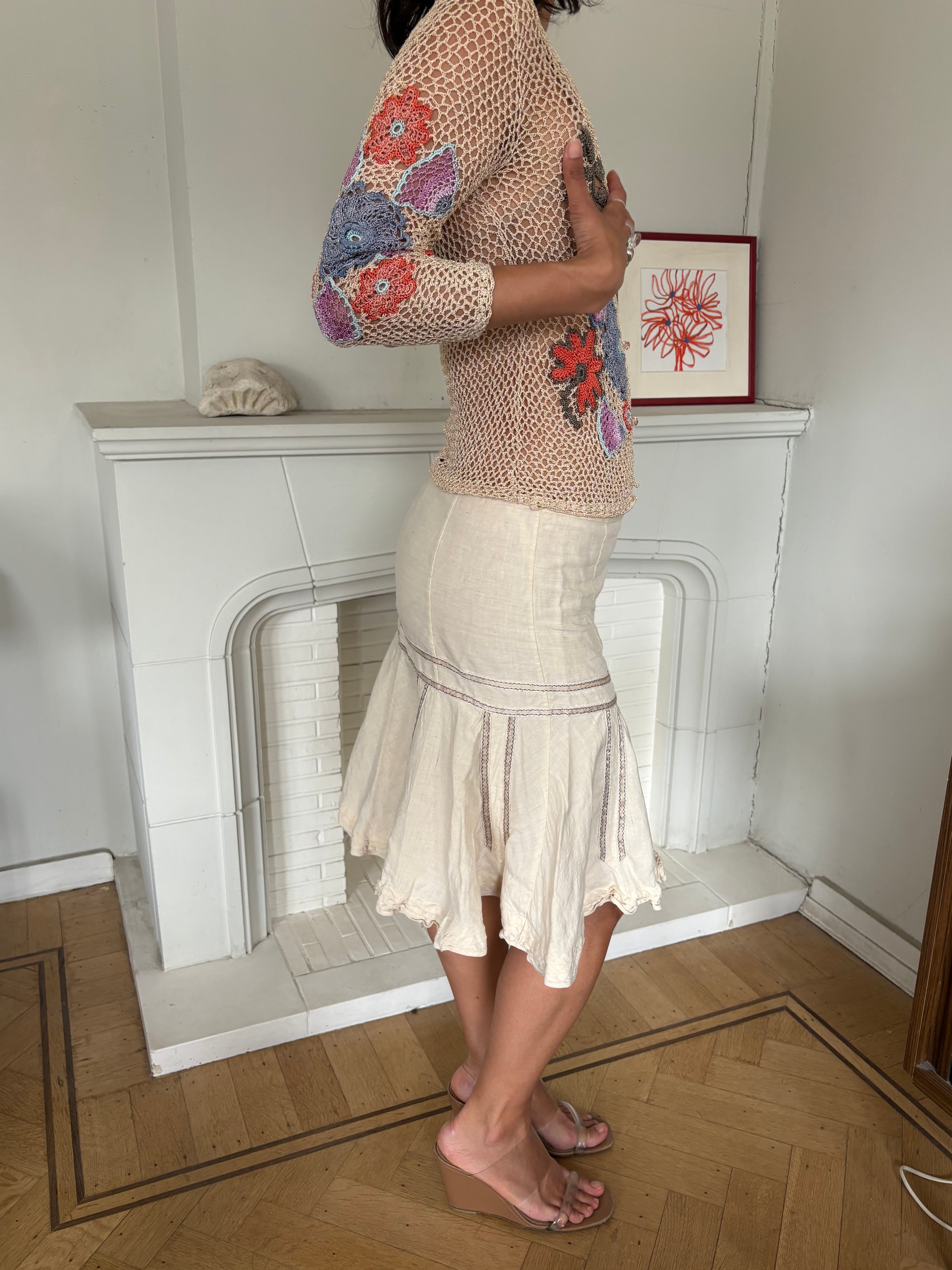 Crochet top with flowers
