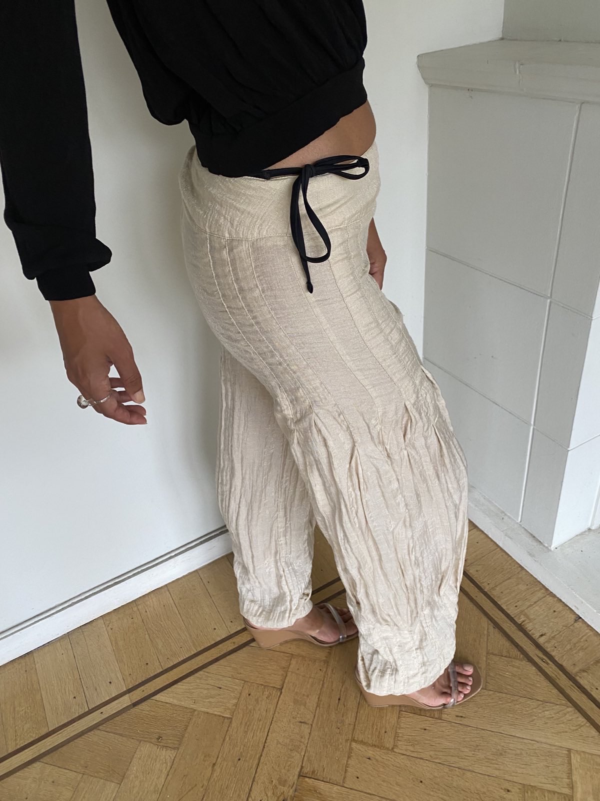 Balloon beige trousers