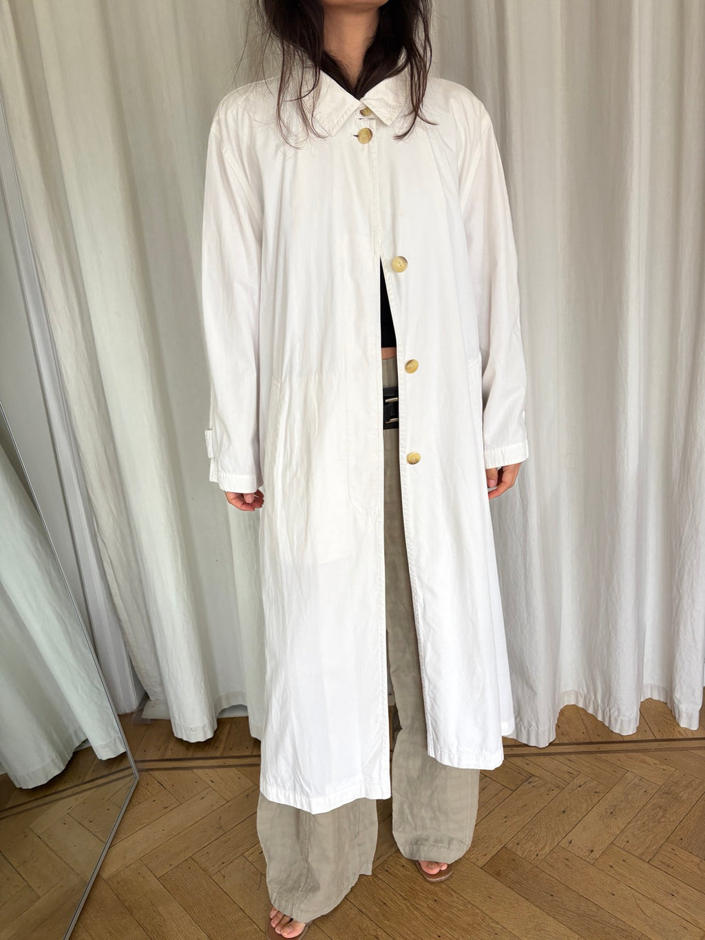 Laurèl white trench coat